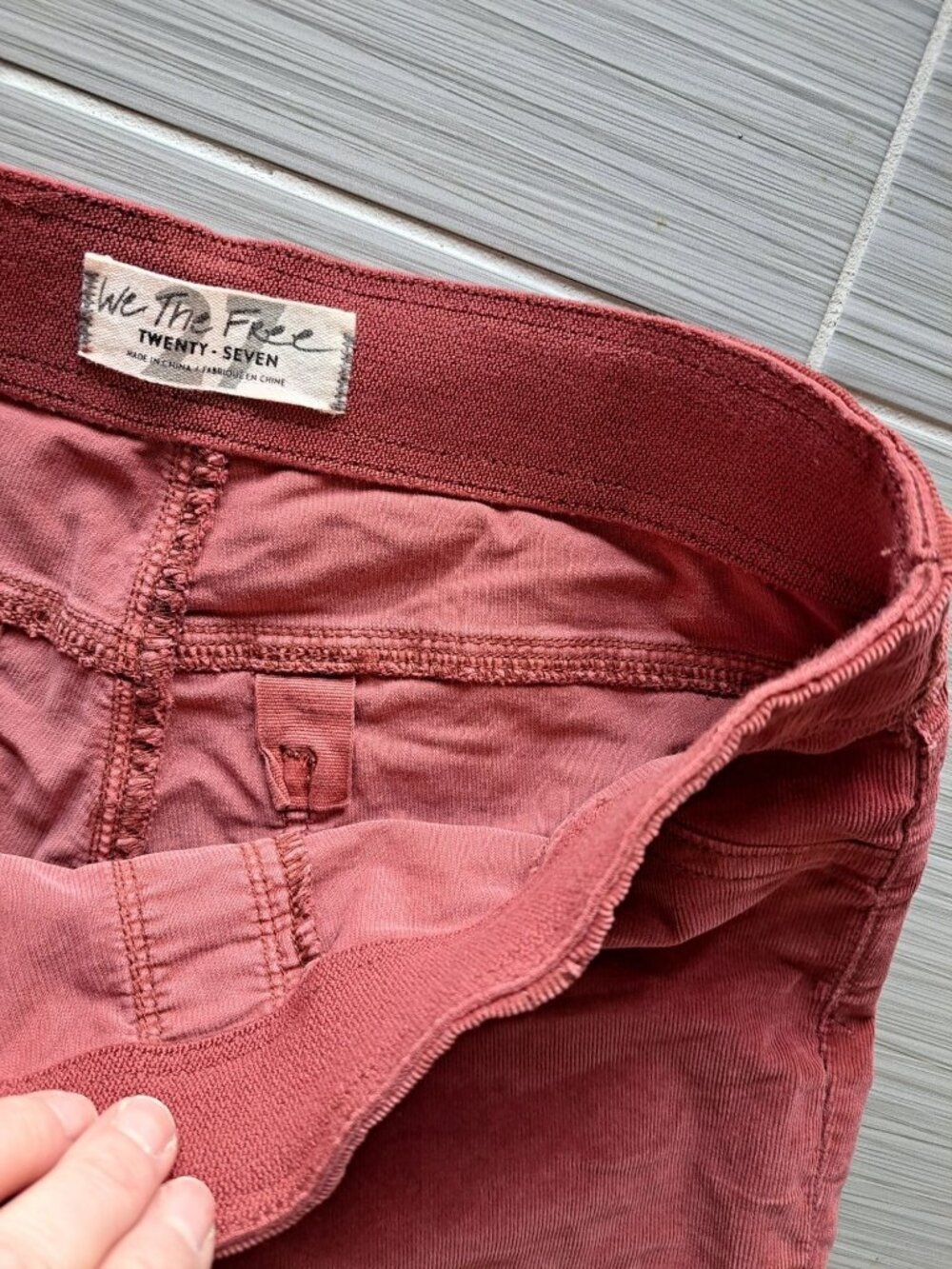 We The Free Rust Brown Flare Corduroy Pants Womens Size 27 Made Pull On Boho - Picture 3 of 12